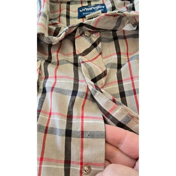 Vintage Wrangler Men's L Western Pearl Snap Short Sleeve Shirt Size 16.5 READ - Picture 3 of 5